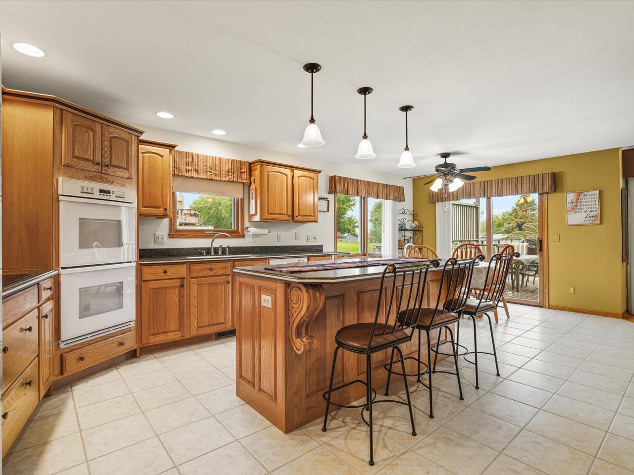 942 Lake Summerset Road Property Photo 21