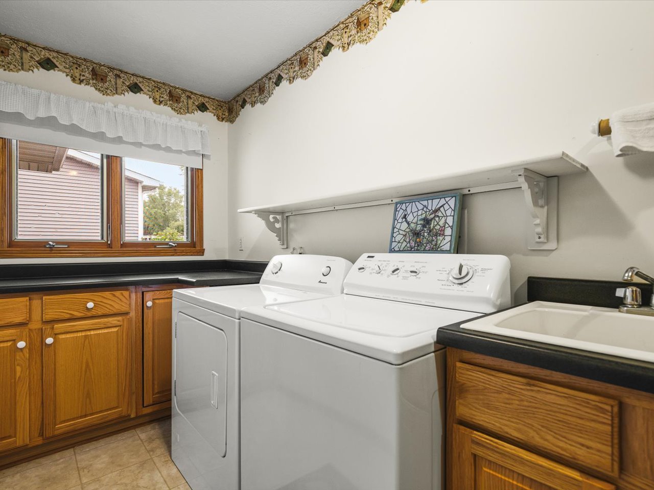 942 Lake Summerset Road Property Photo 25