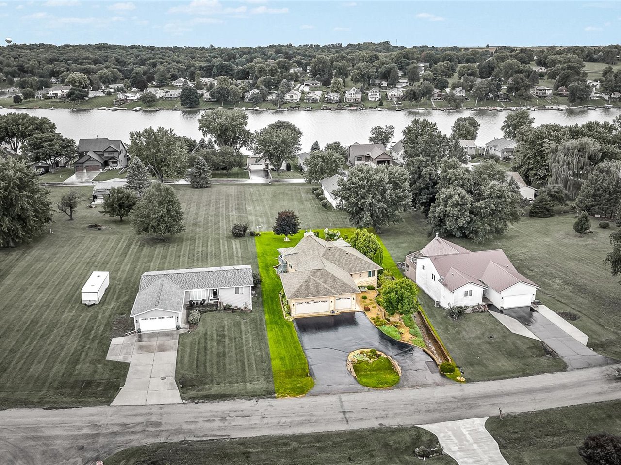 942 Lake Summerset Road Property Photo 47