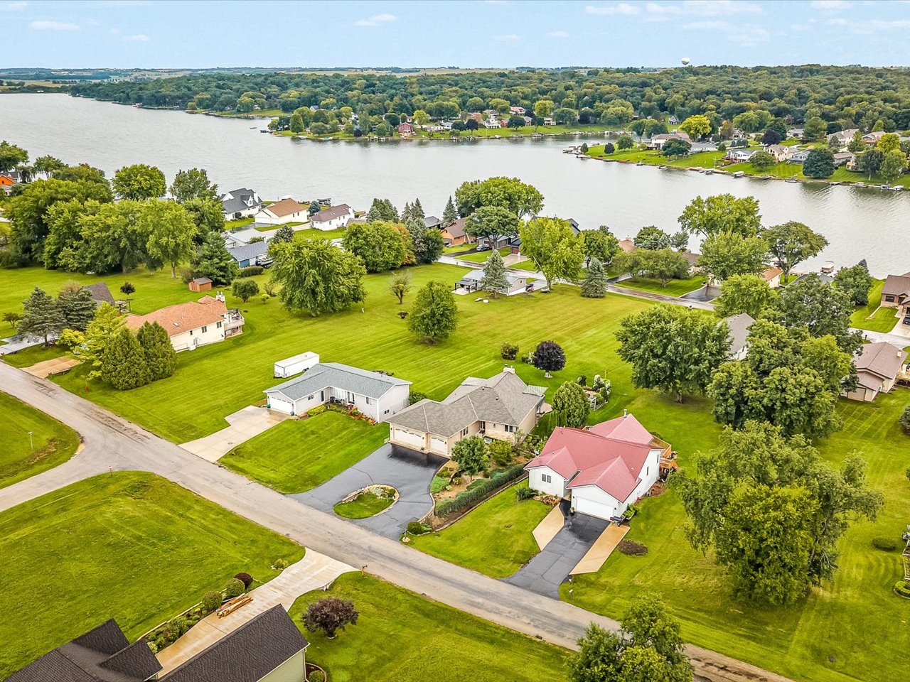 942 Lake Summerset Road Property Photo 48