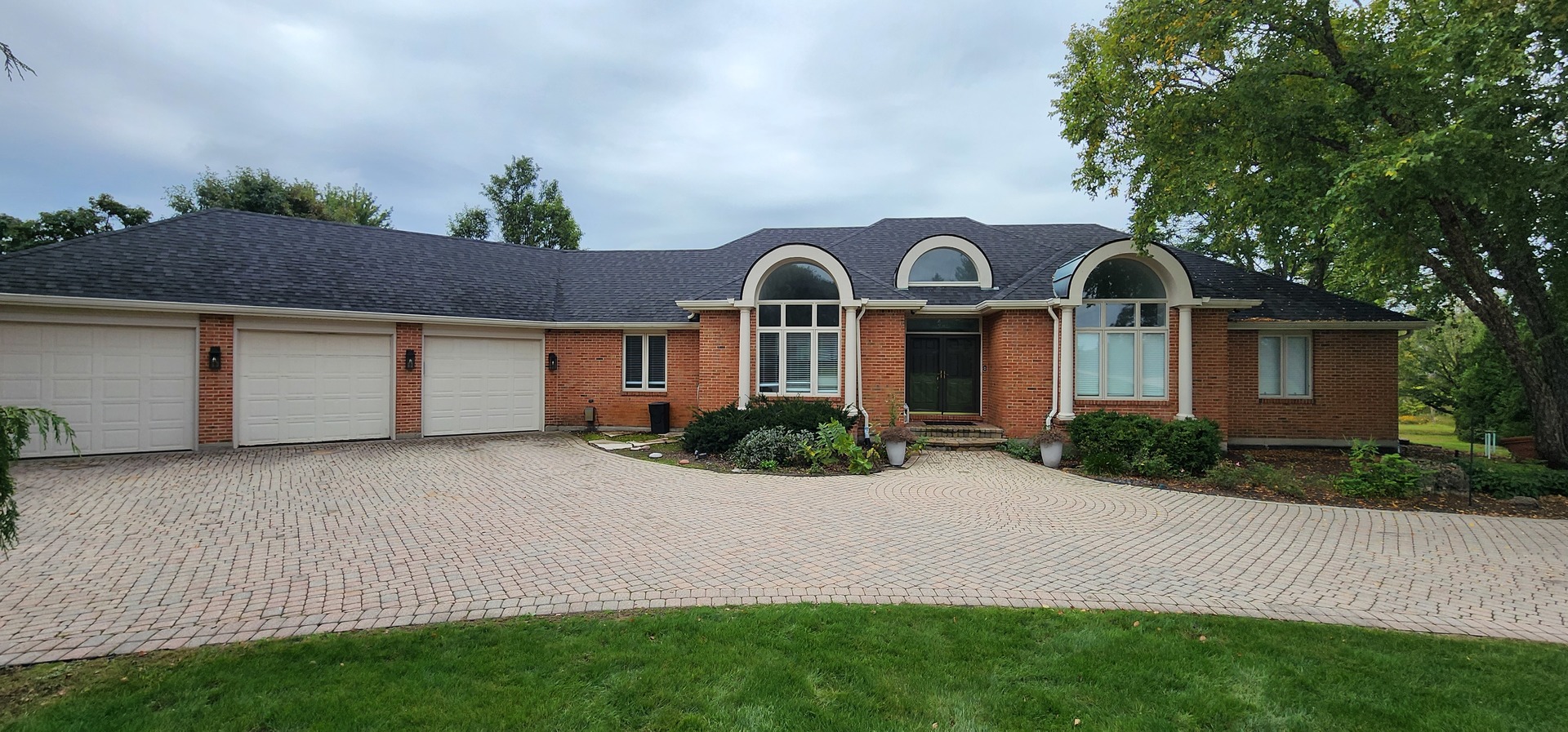 24919 W Townline Road Property Photo 1