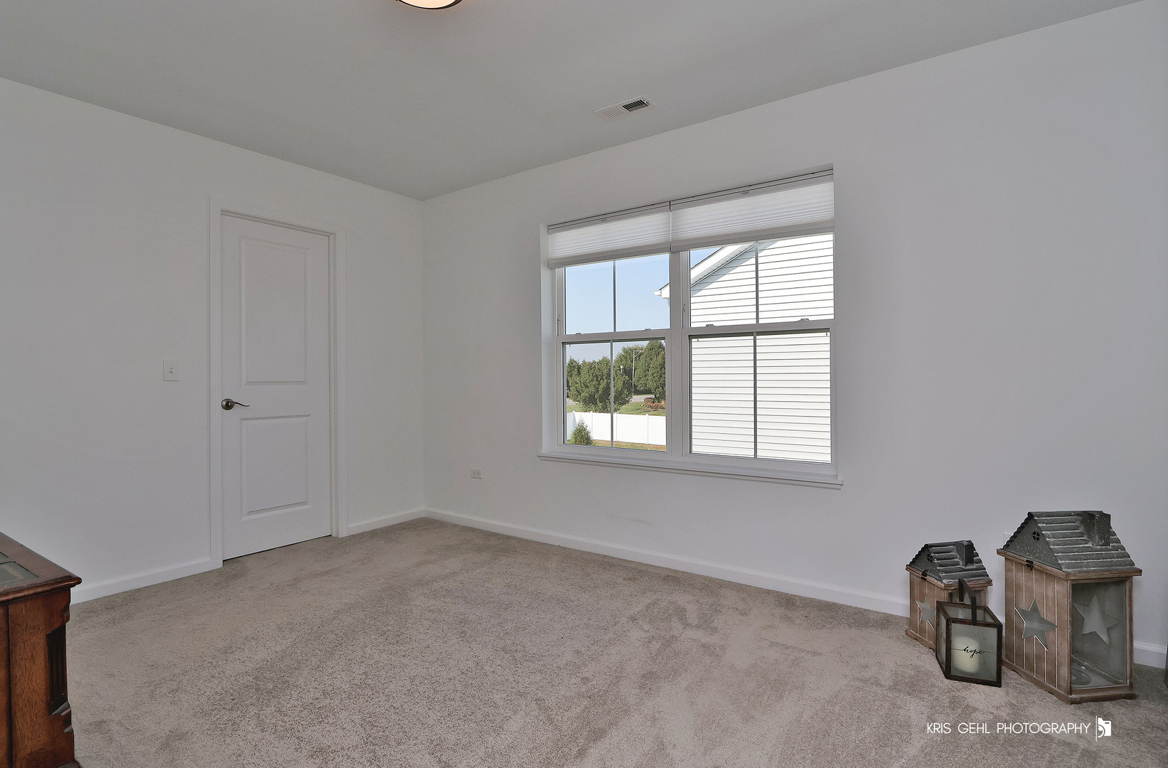 2490 Olivia Court Property Photo 17