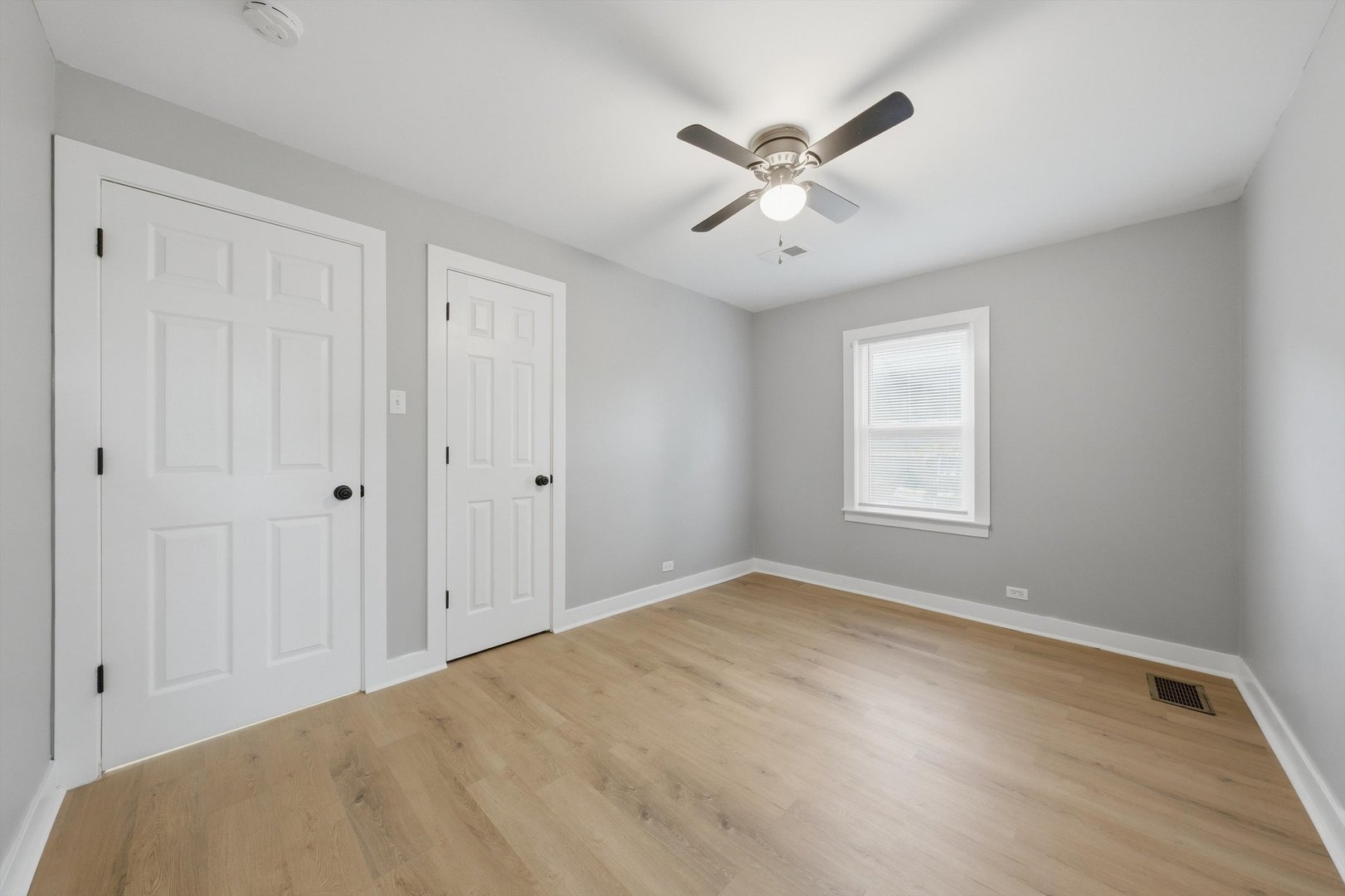 14828 Oak Street Property Photo 14