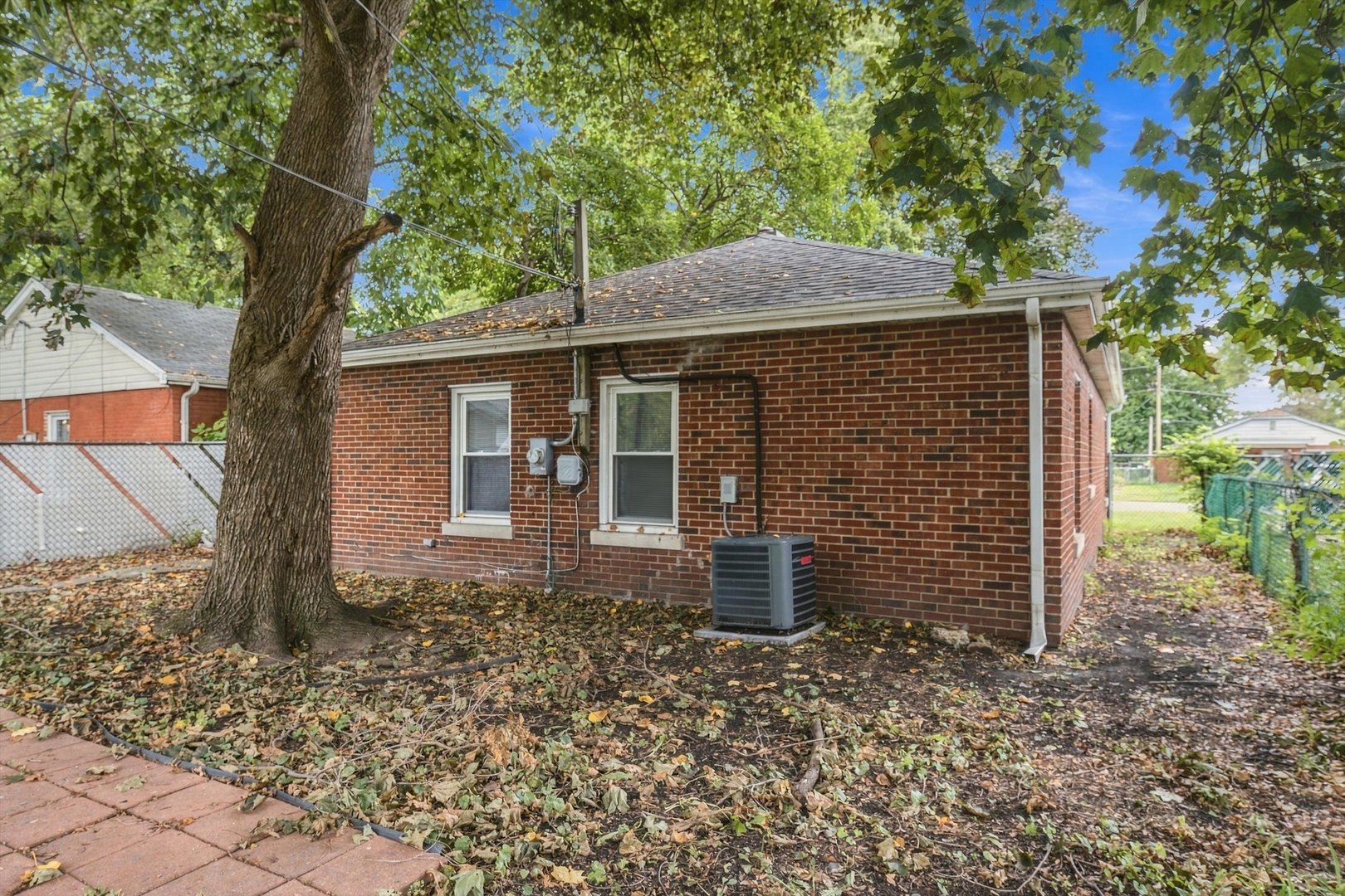 14828 Oak Street Property Photo 19