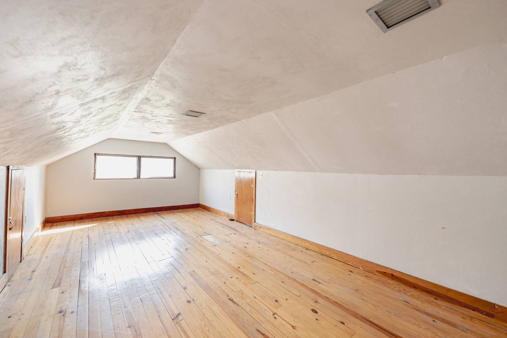 1013 N 12th Street Property Photo 17