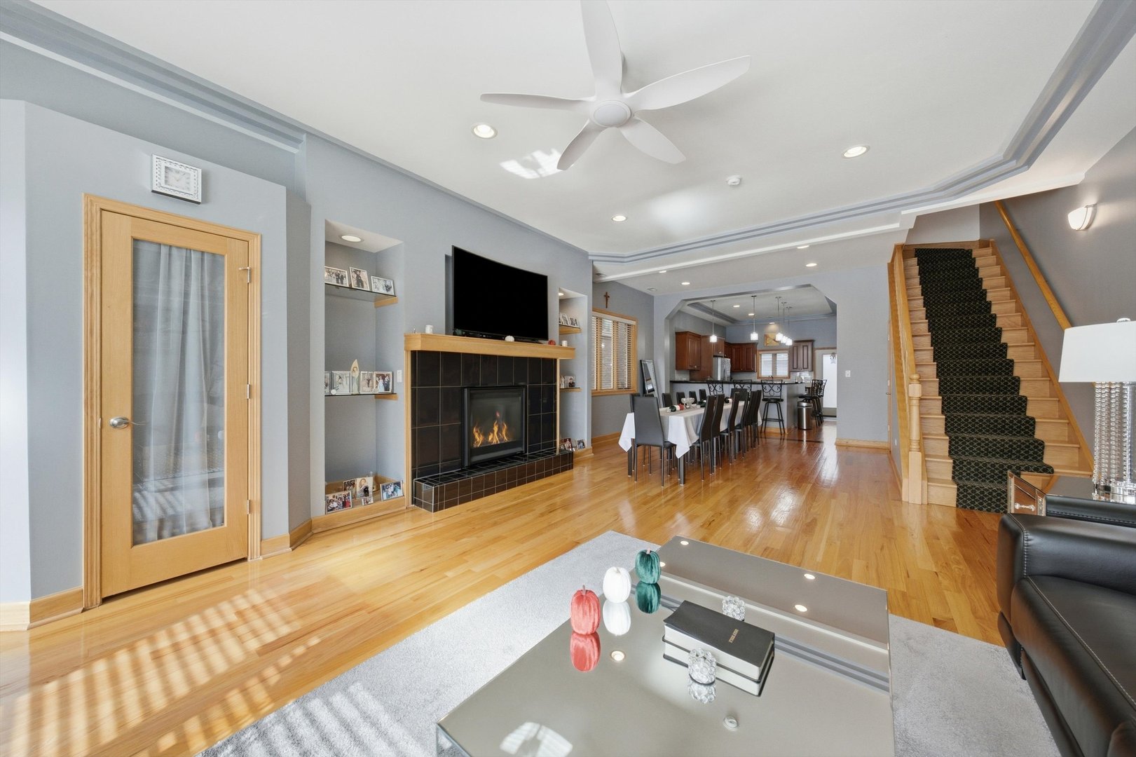 2646 S Hillock Avenue Property Photo 3