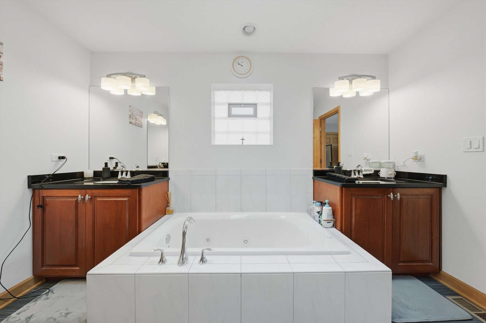 2646 S Hillock Avenue Property Photo 23