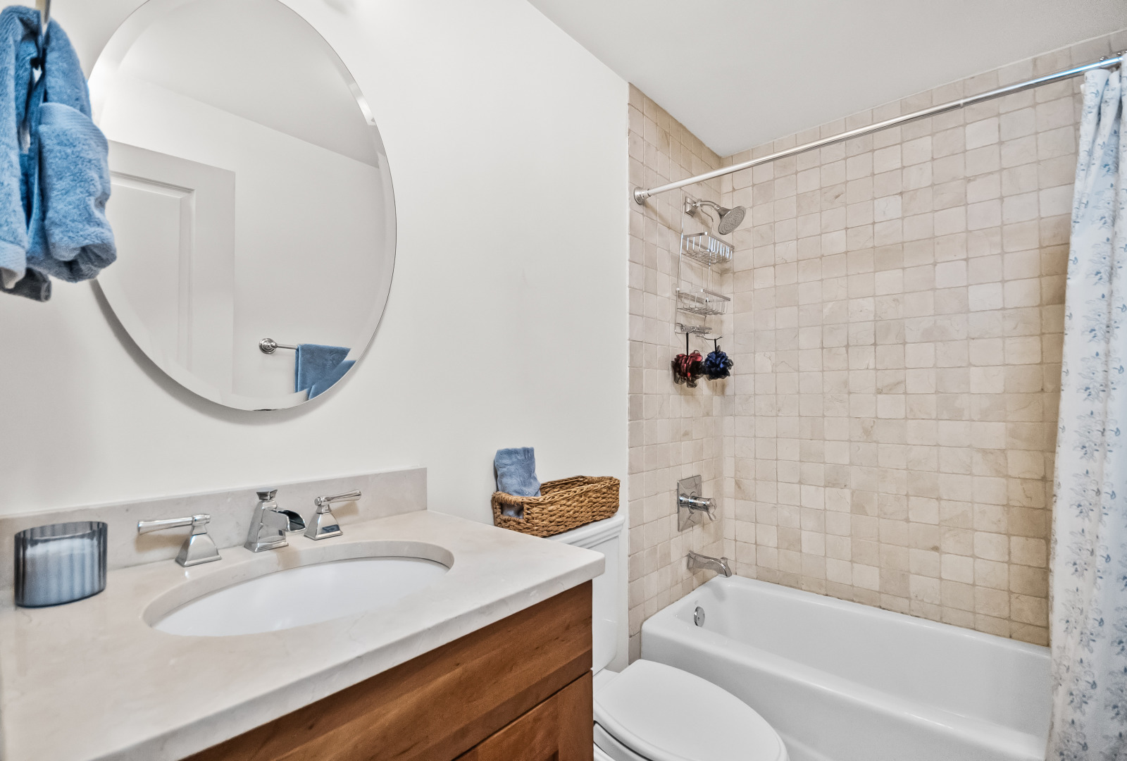 2711 N Mildred Avenue 2a Property Photo 12