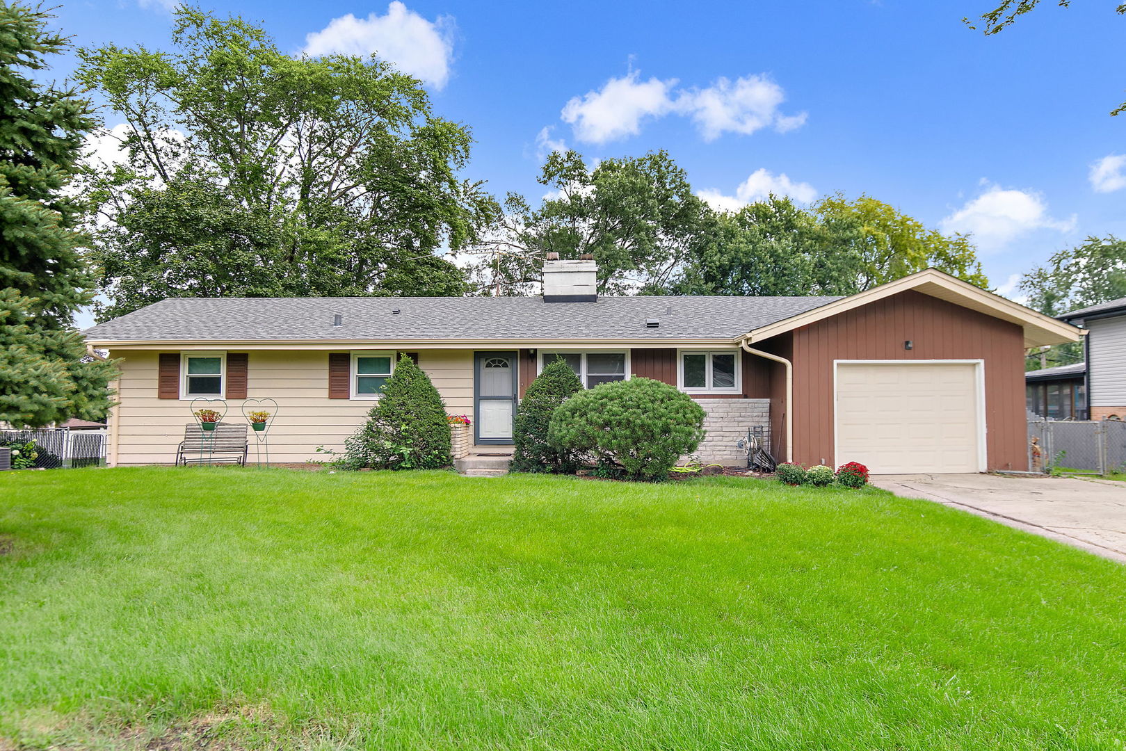 443 Glendale Road Property Photo 1