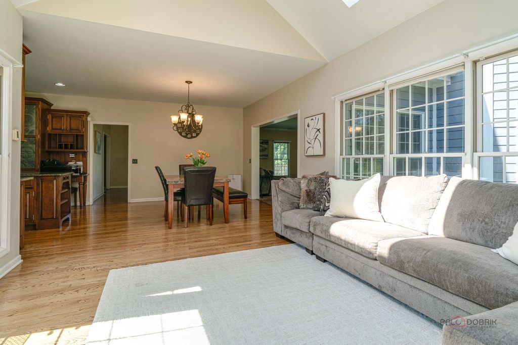 2904 Fox Knoll Court Property Photo 26