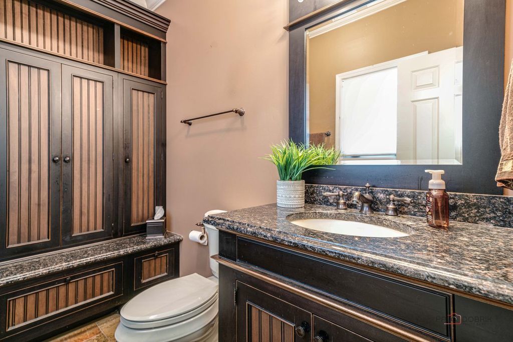 2904 Fox Knoll Court Property Photo 34