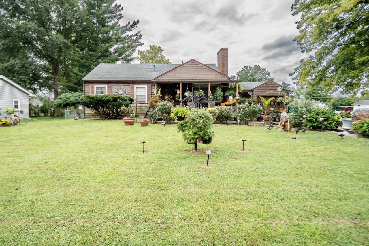 3443 E Oakwood Avenue Property Photo 1