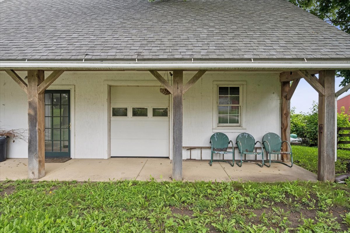 10216 Main Street Property Photo 60