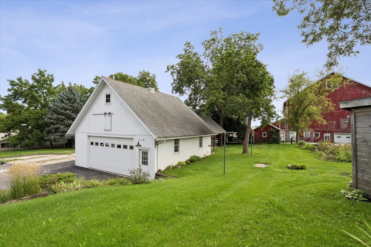 10216 Main Street Property Photo 61