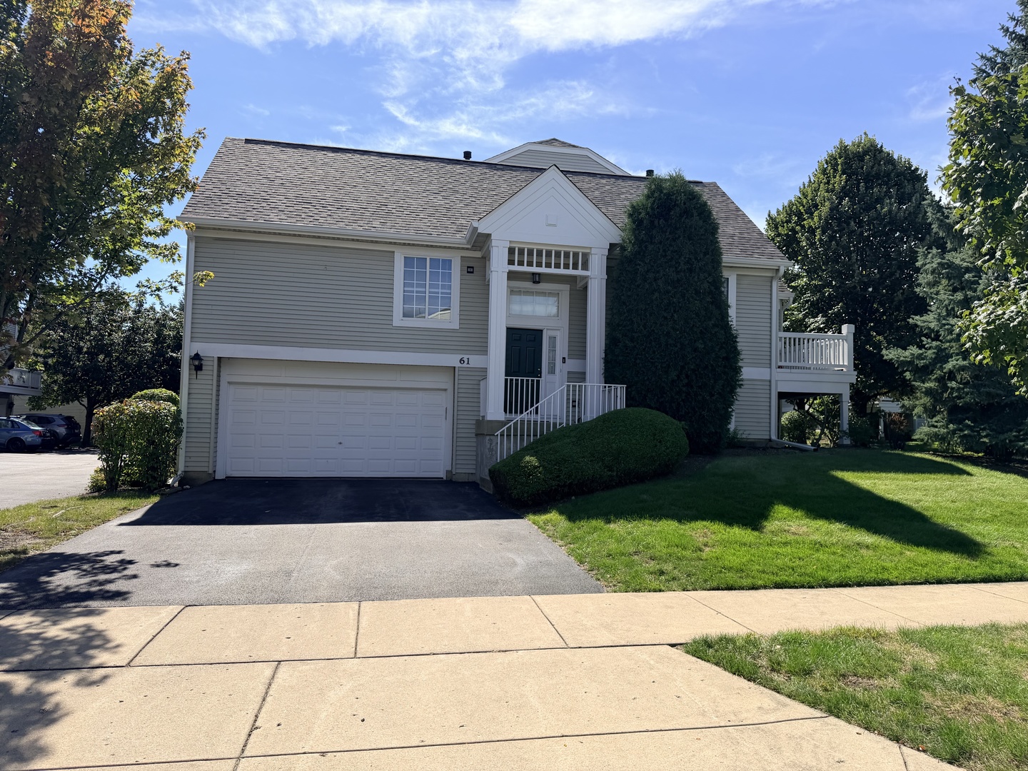 61 Cantal Court Property Photo 1