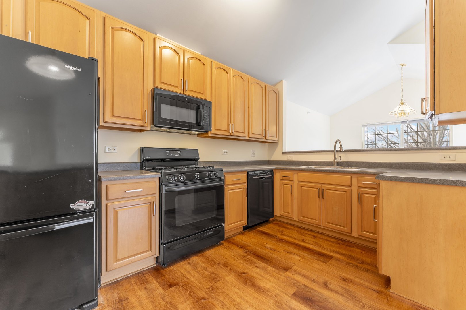 61 Cantal Court Property Photo 8