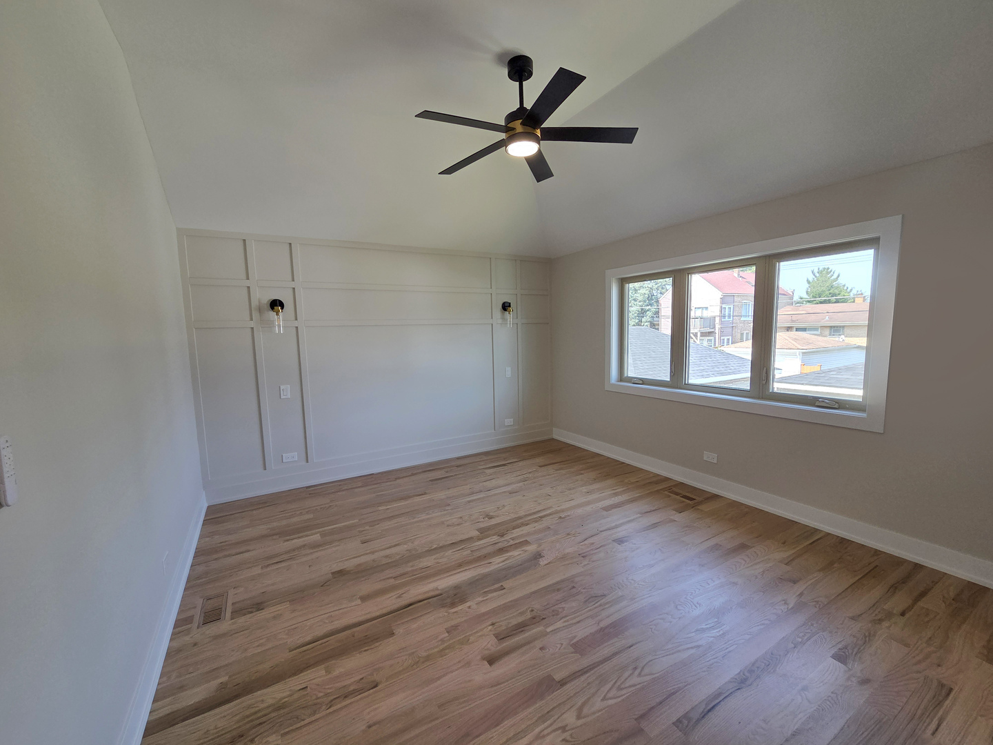 6529 28th Place Property Photo 11