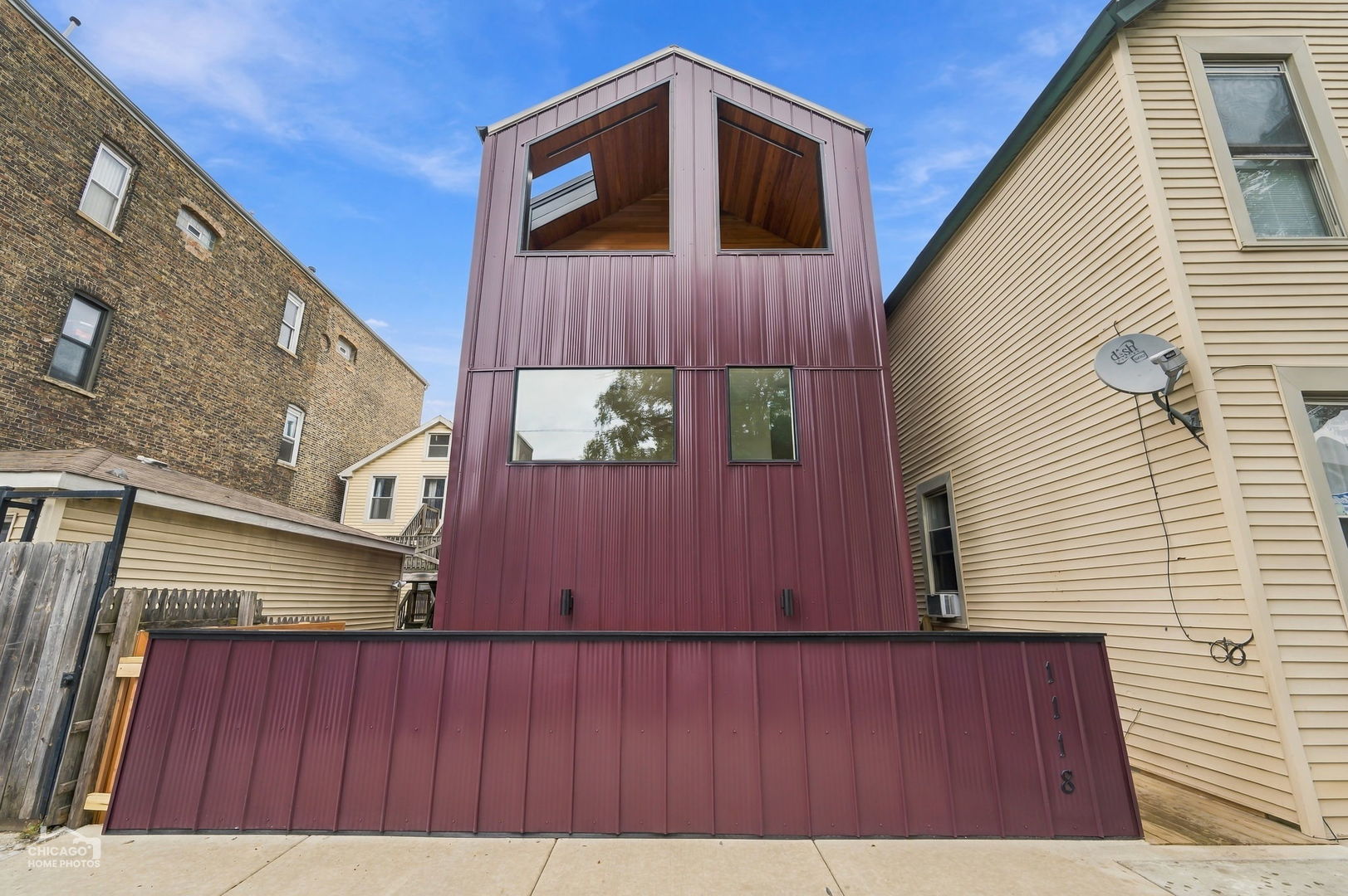 1118 W 19th Street 1 Property Photo 1