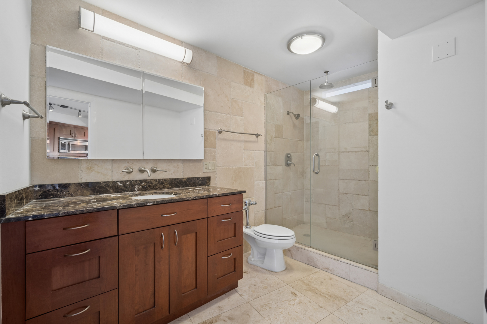 300 N State Street 5504 Property Photo 14