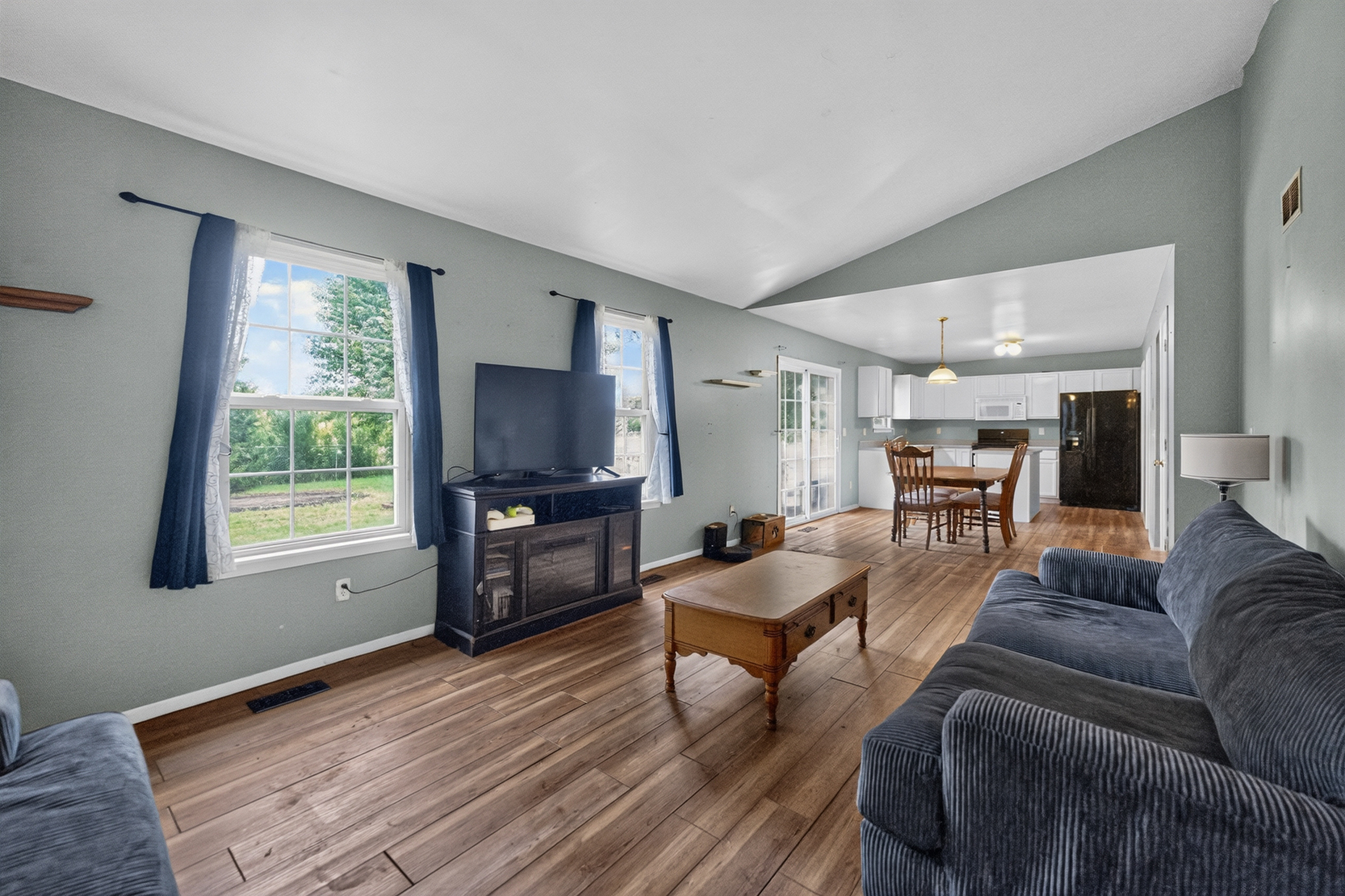 141 W Prairiefield Avenue Property Photo 13