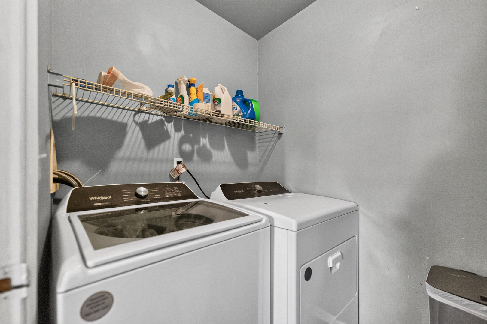 141 W Prairiefield Avenue Property Photo 15