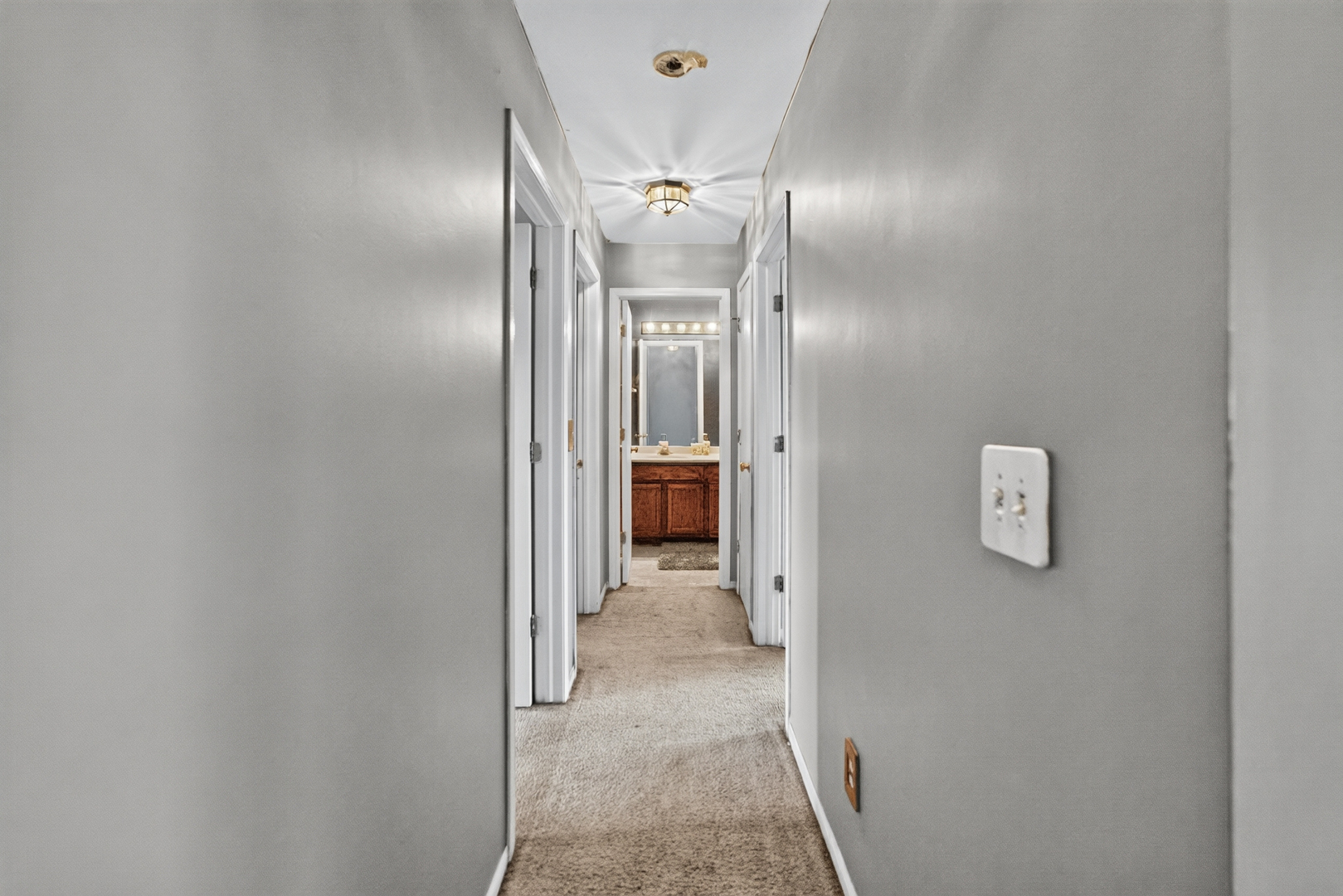 141 W Prairiefield Avenue Property Photo 17