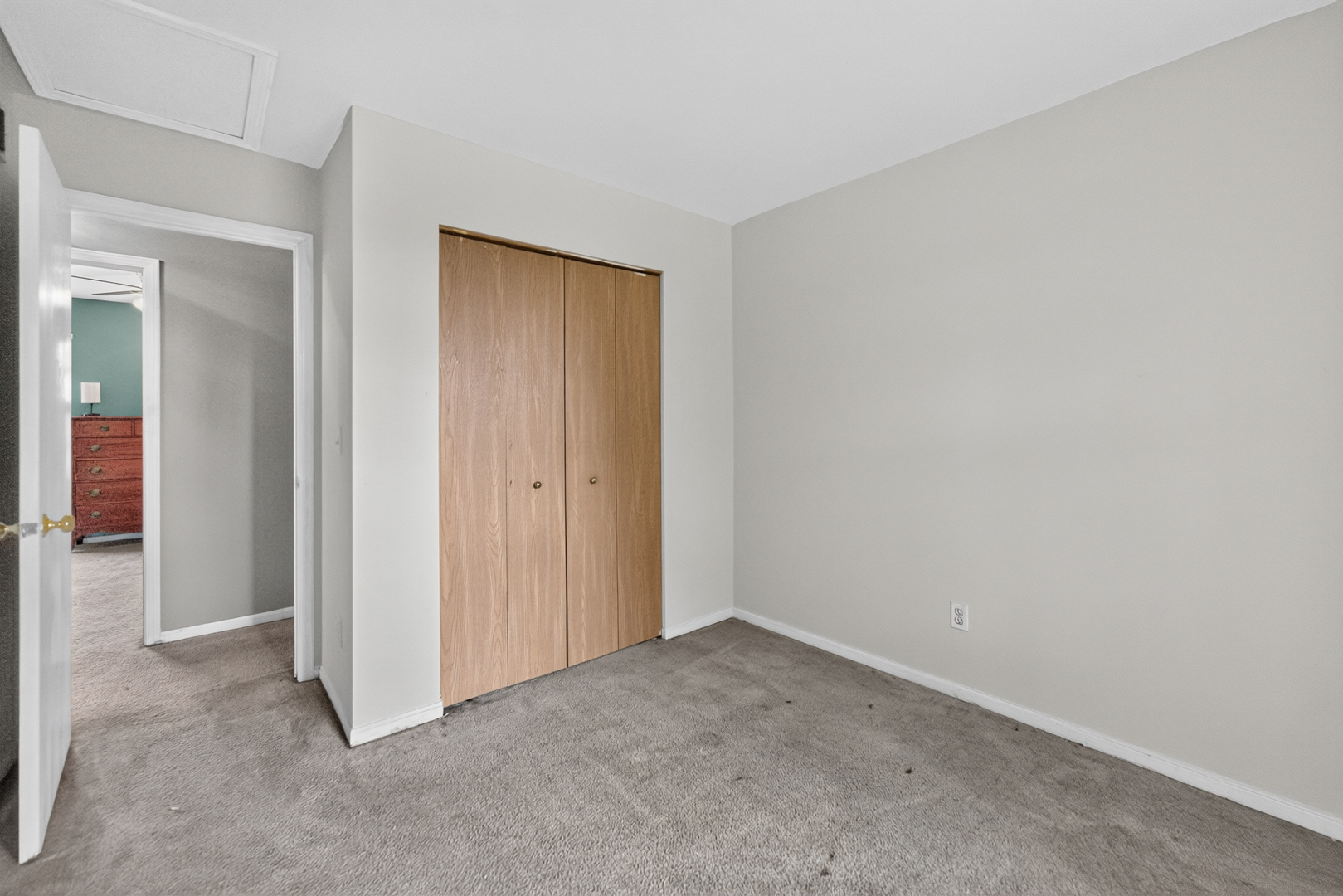 141 W Prairiefield Avenue Property Photo 19
