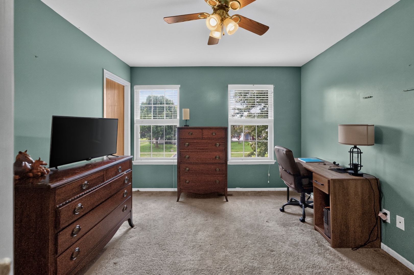 141 W Prairiefield Avenue Property Photo 20