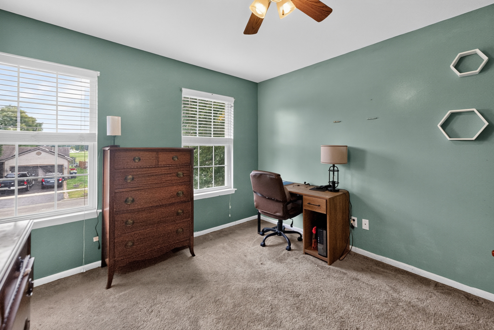 141 W Prairiefield Avenue Property Photo 21
