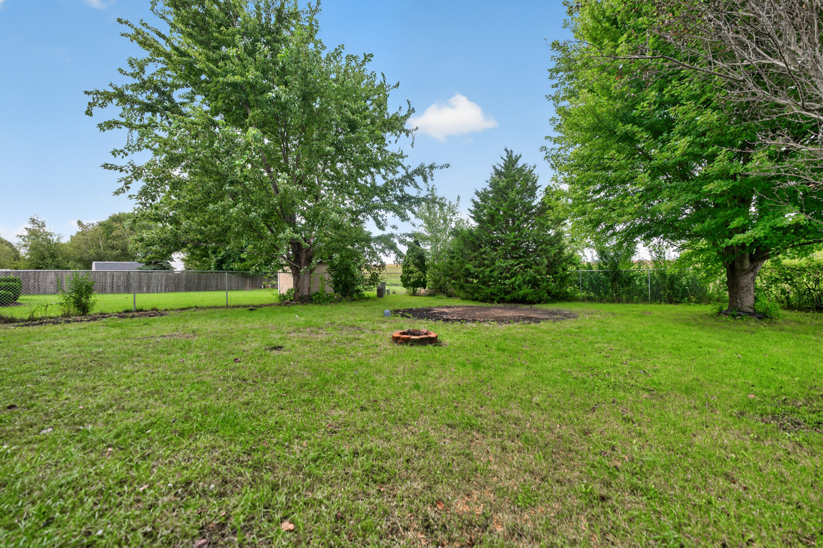 141 W Prairiefield Avenue Property Photo 26