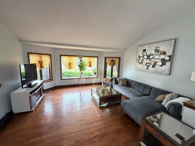 20835 London Drive Property Photo 4