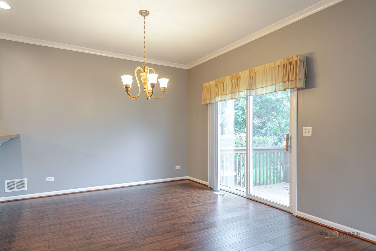 1880 Maureen Drive 1880 Property Photo 15