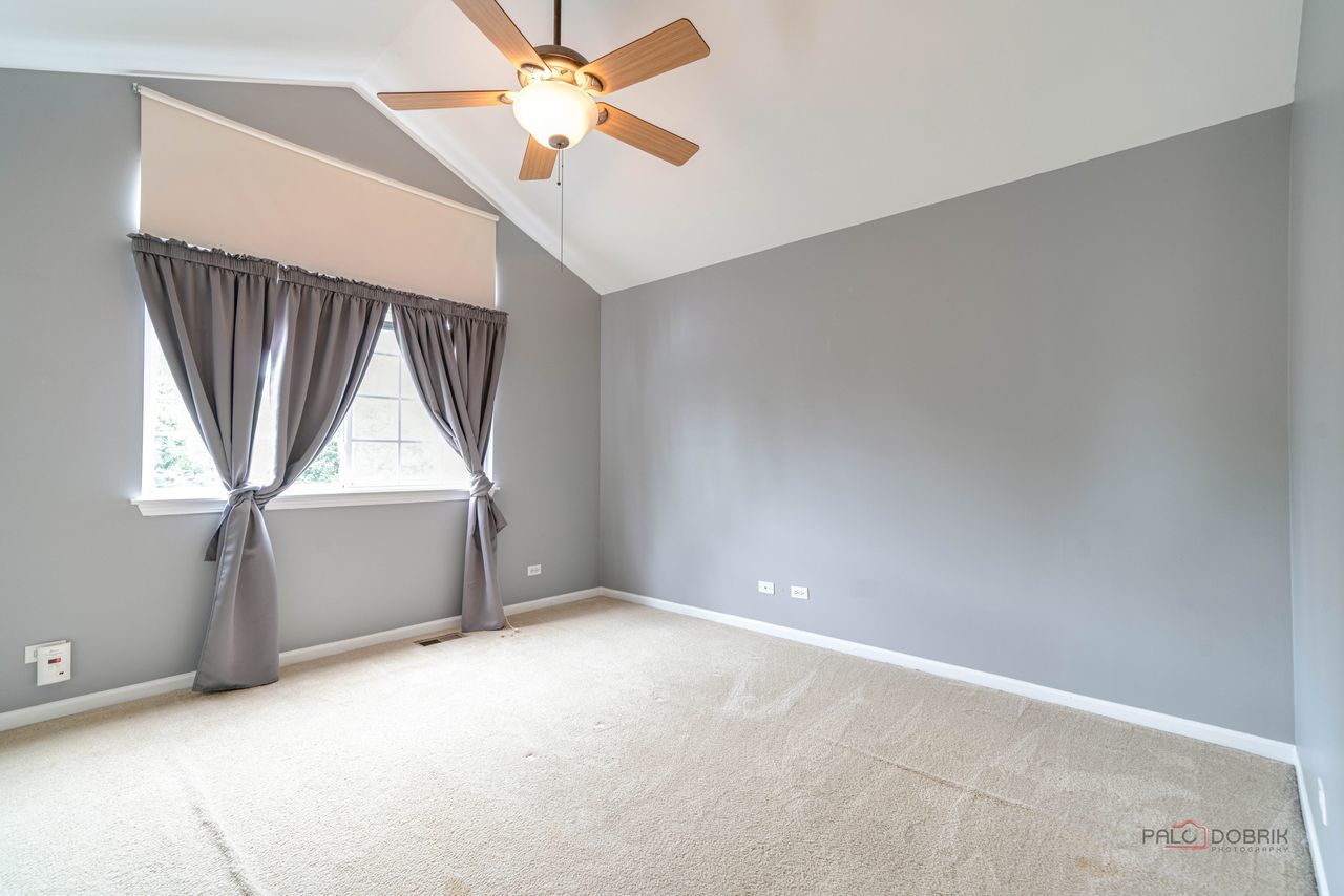 1880 Maureen Drive 1880 Property Photo 17