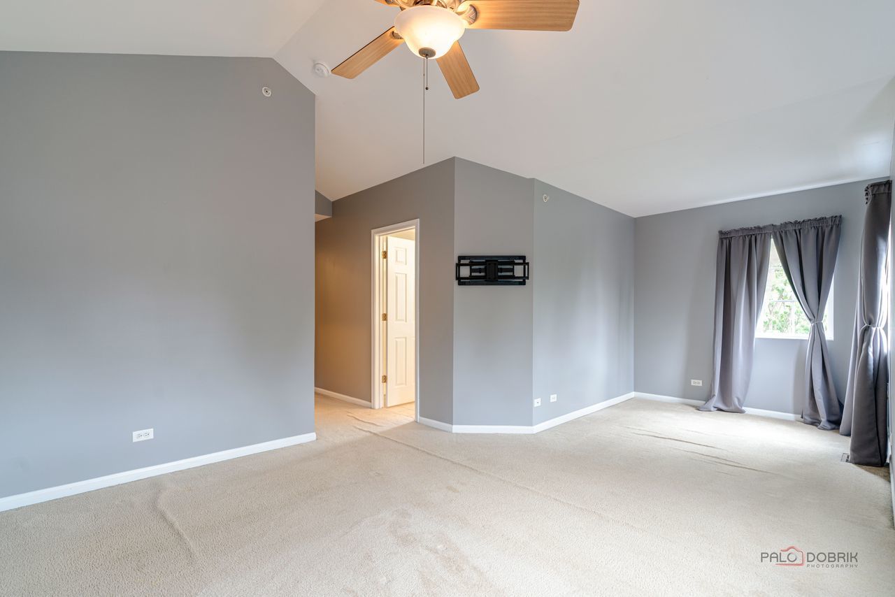 1880 Maureen Drive 1880 Property Photo 19