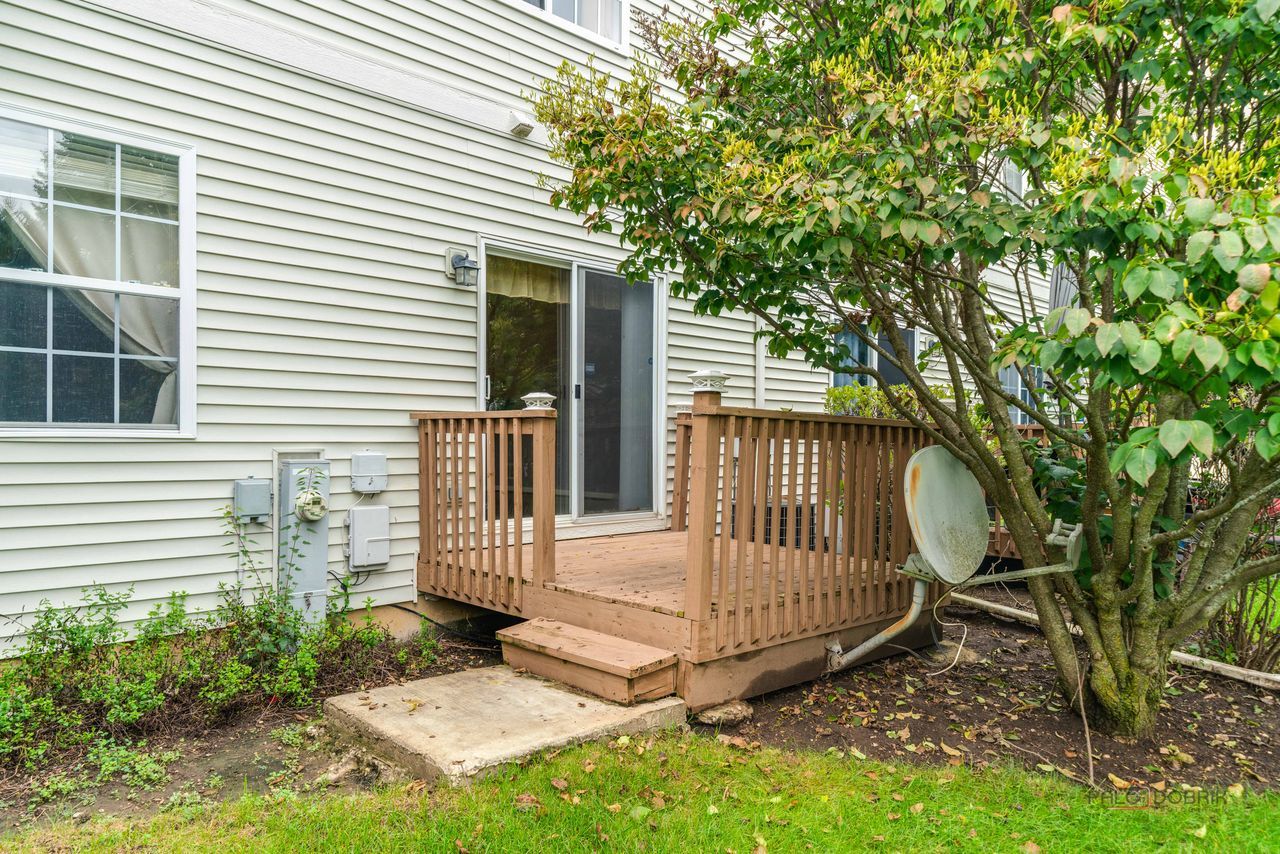 1880 Maureen Drive 1880 Property Photo 27