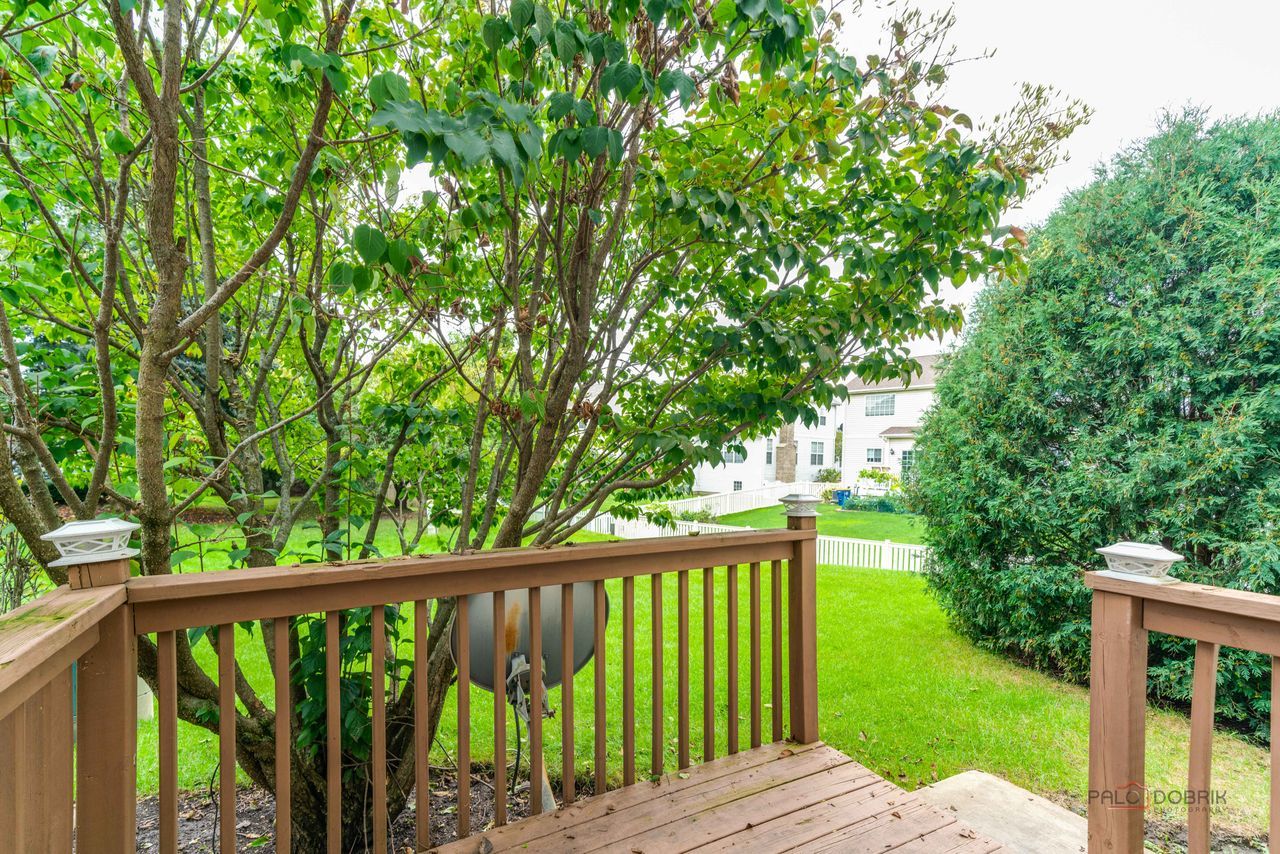 1880 Maureen Drive 1880 Property Photo 29