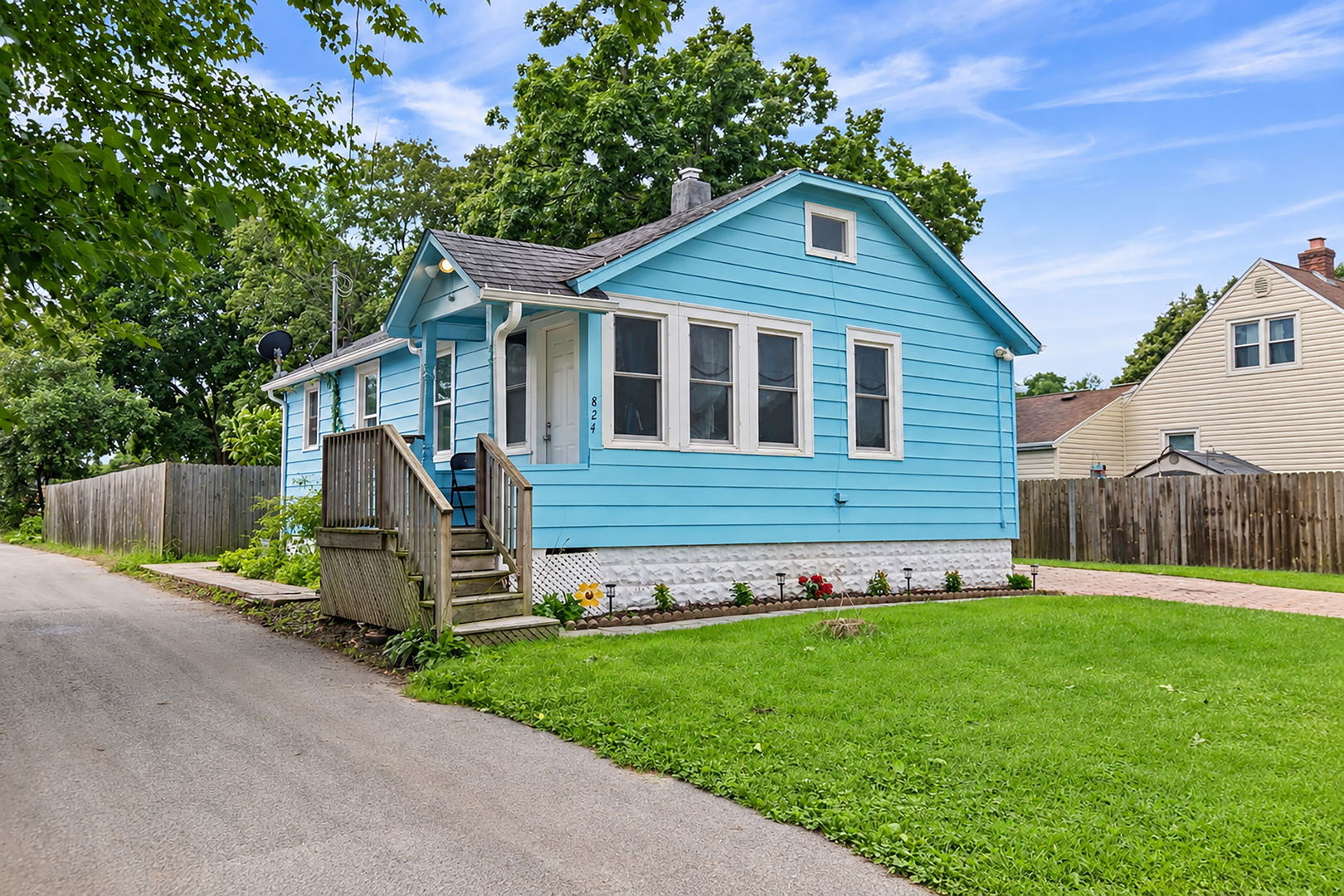 824 Allen Street Property Photo 1