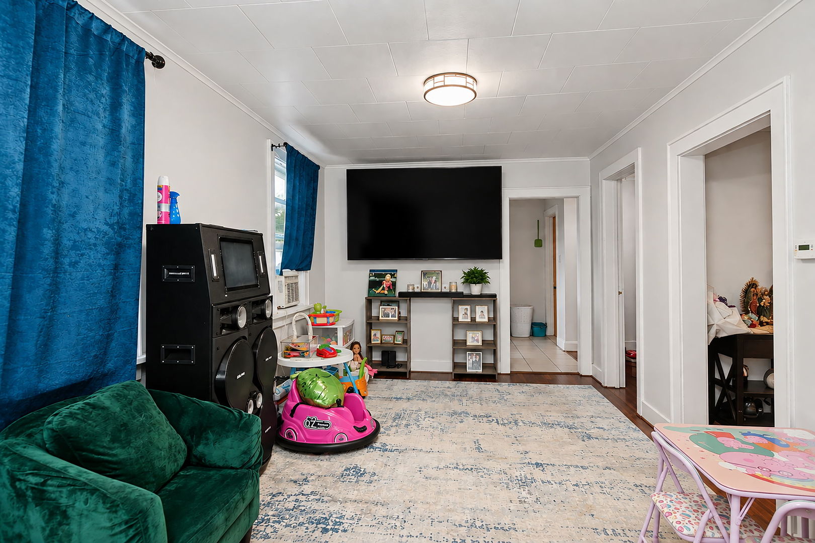 824 Allen Street Property Photo 5