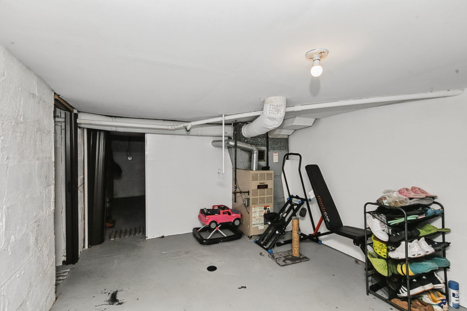 824 Allen Street Property Photo 18