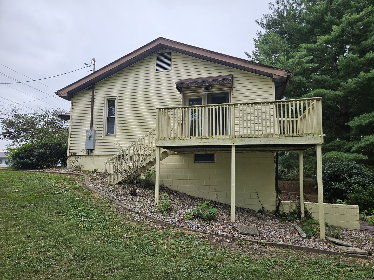 926 E Webster Street Property Photo 5