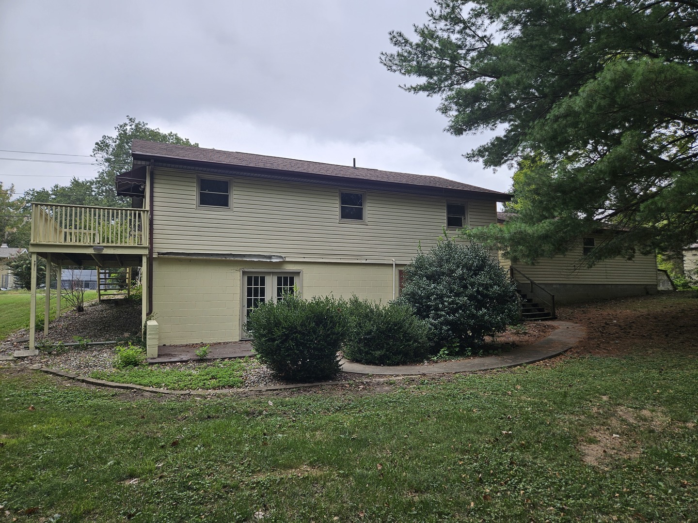 926 E Webster Street Property Photo 7