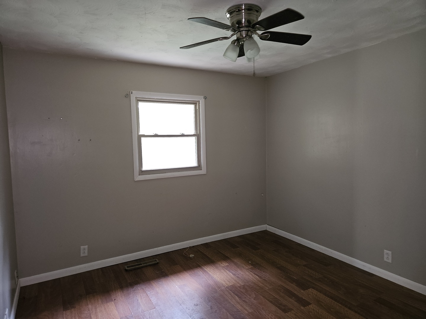 926 E Webster Street Property Photo 17