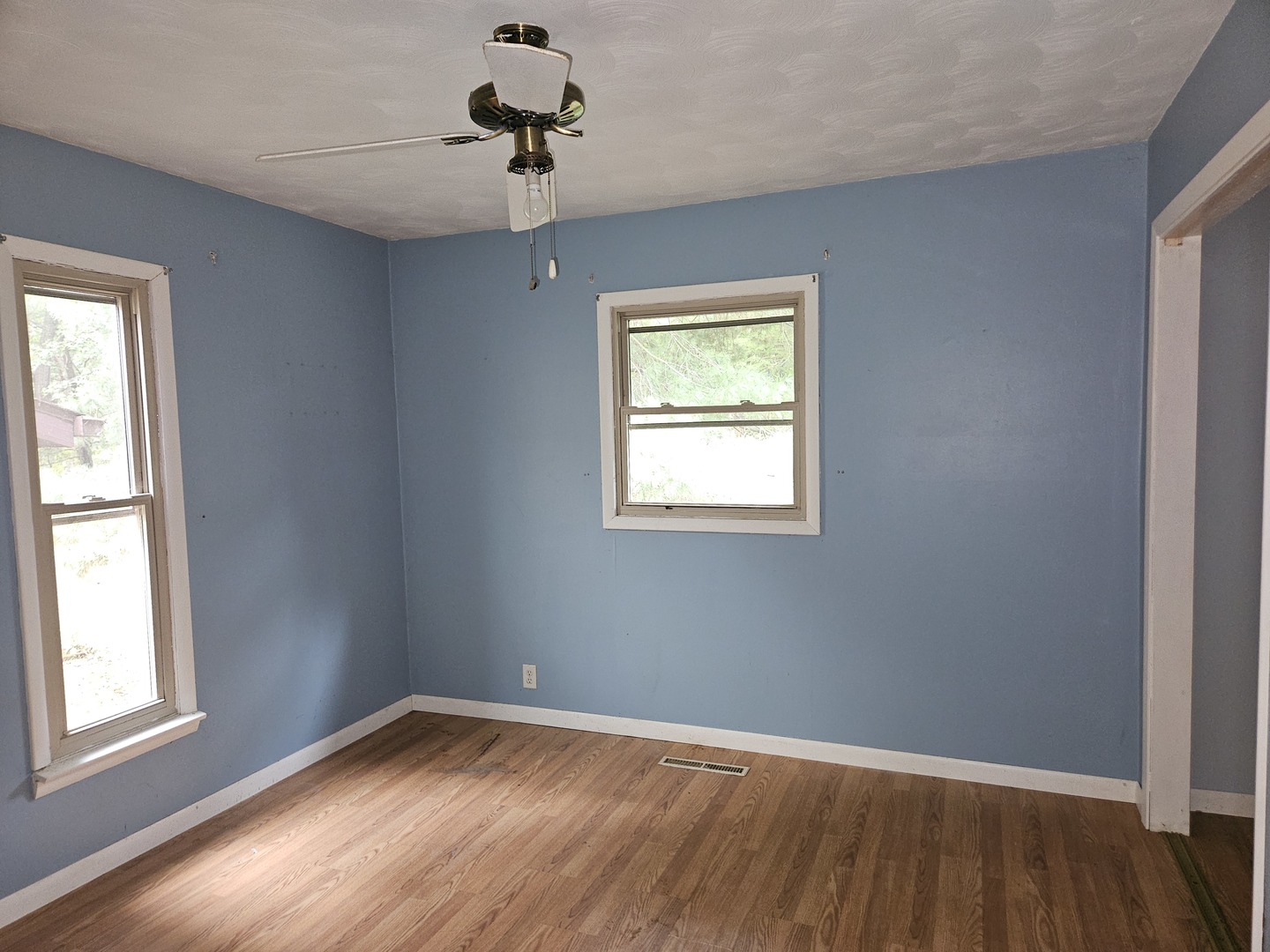 926 E Webster Street Property Photo 18