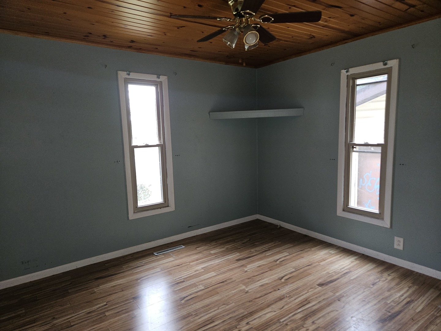 926 E Webster Street Property Photo 19