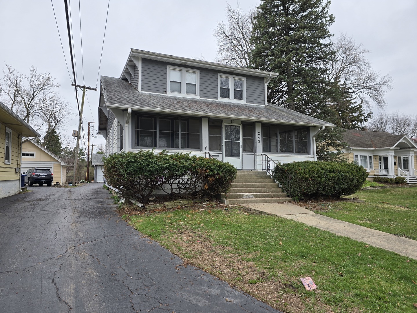 249 E Park Boulevard 1 Property Photo 2