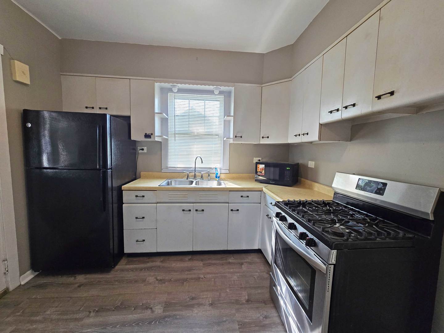 249 E Park Boulevard 1 Property Photo 16