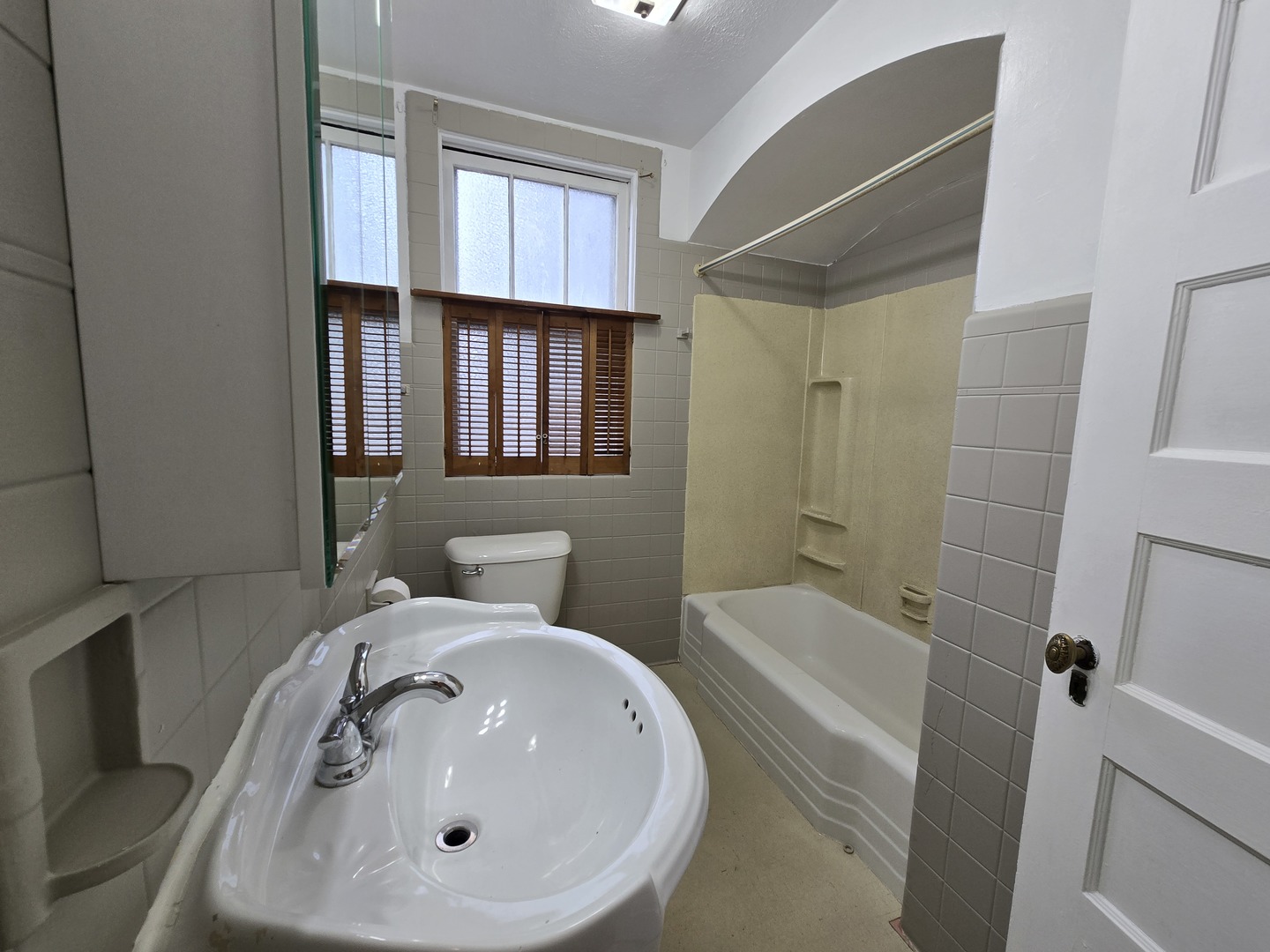 249 E Park Boulevard 1 Property Photo 17