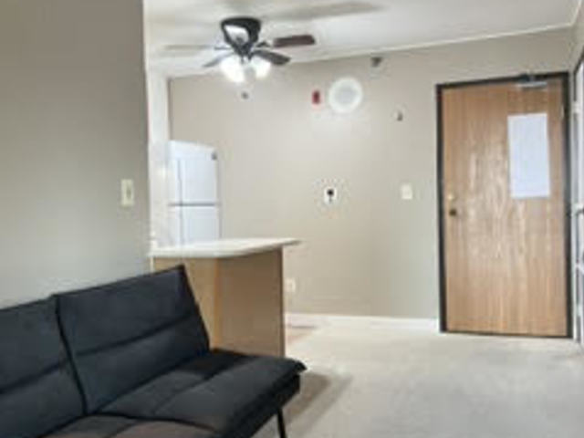 3130 W Monroe Street 312 Property Photo 6