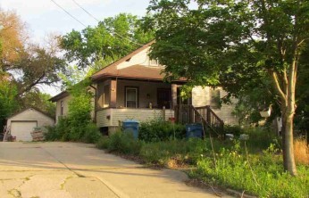 1710 W 1st Street Property Photo 2