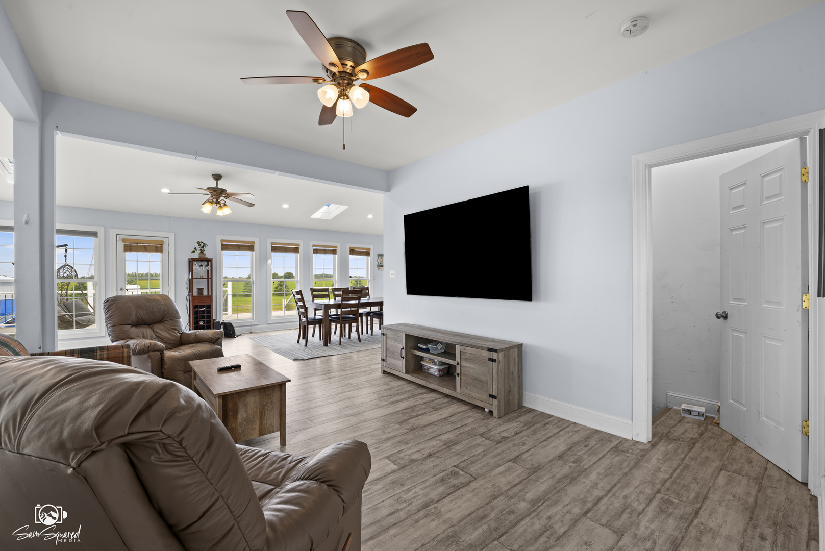 5504 W Kennedy Road Property Photo 4